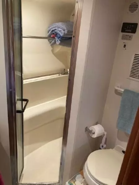 2002 Carver 350 Mariner