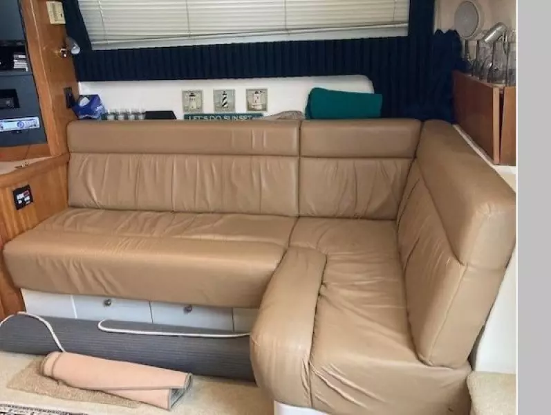 2002 Carver 350 Mariner