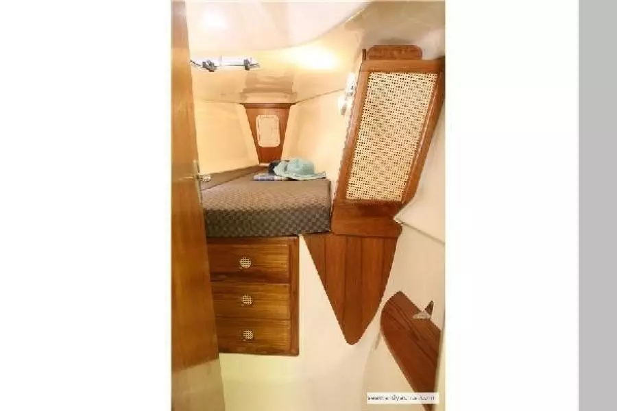 2005 Hake / Seaward 32RK