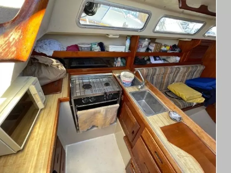 1984 Catalina C-30