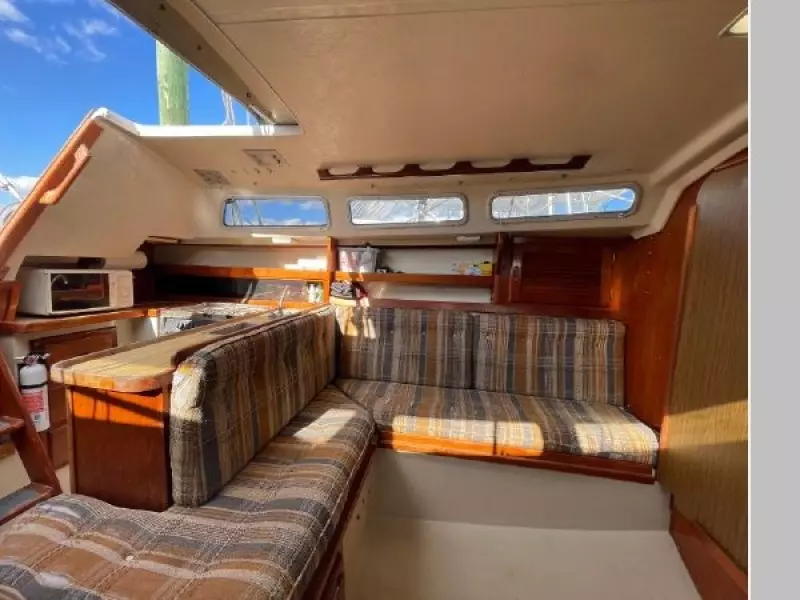 1984 Catalina C-30
