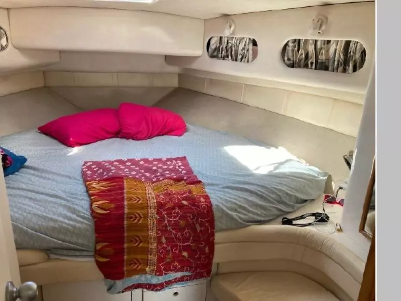 1997 Sea Ray 440 Express Bridge