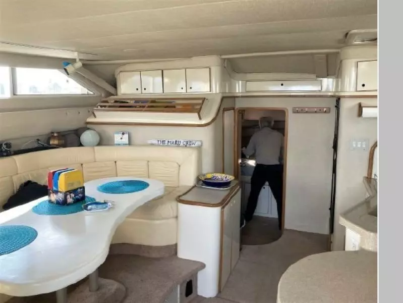 1997 Sea Ray 440 Express Bridge