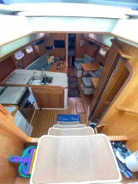 2004 Catalina 387