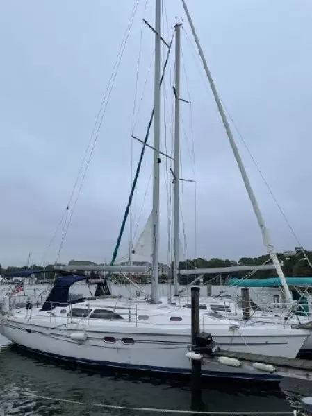 2004 Catalina 387