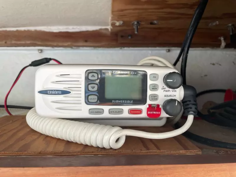 1985 Topaz 29 Sportfish