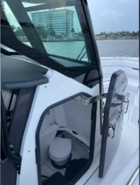 2022 Blackfin 272 CC