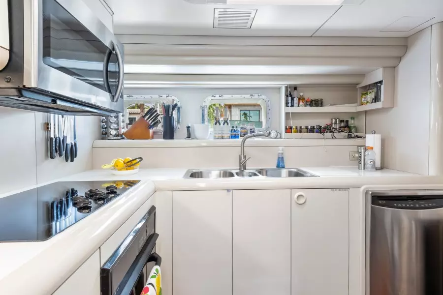 1989 Oceanfast Motor Yacht