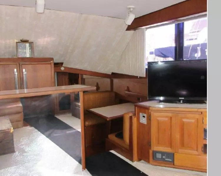 1987 Viking 48 Convertible