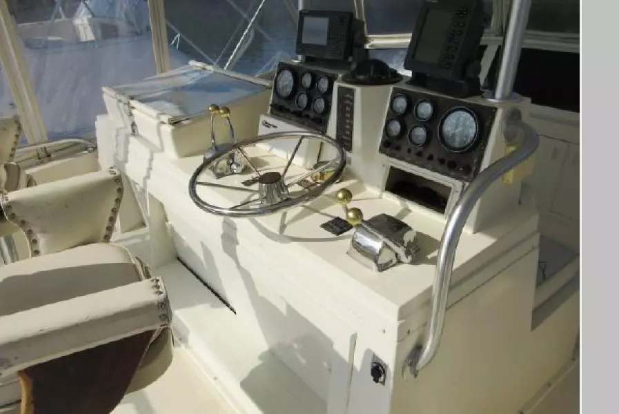 1987 Viking 48 Convertible