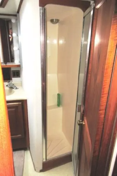 1987 Viking 48 Convertible