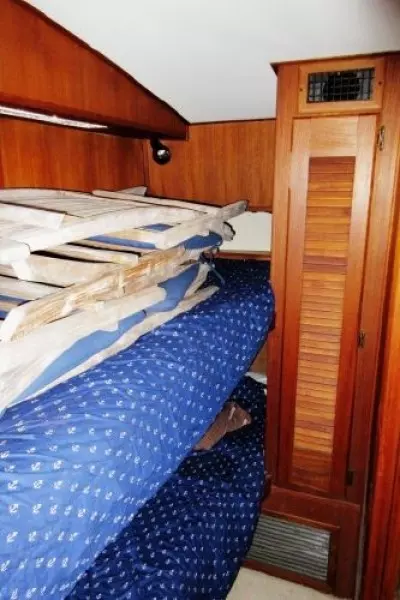 1987 Viking 48 Convertible