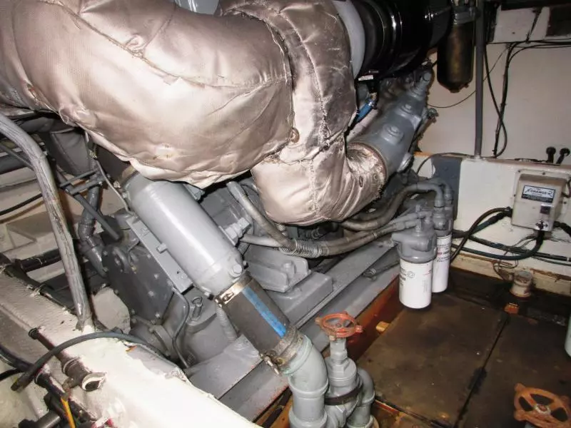 1987 Viking 48 Convertible