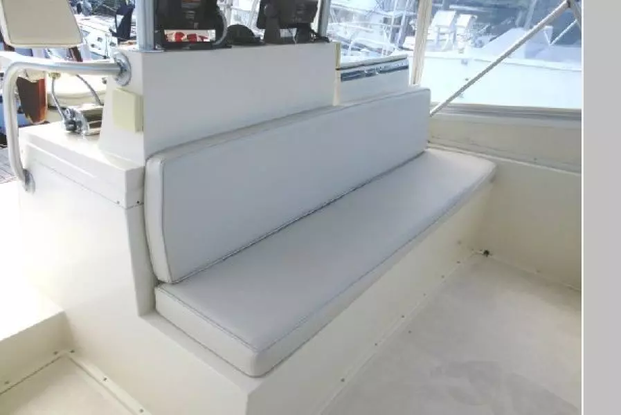 1987 Viking 48 Convertible