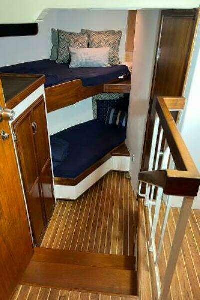 1983 Knight & Carver Custom Trideck