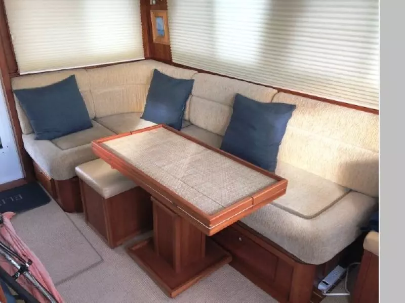 2007 Sabre 42 Fly Bridge Sedan