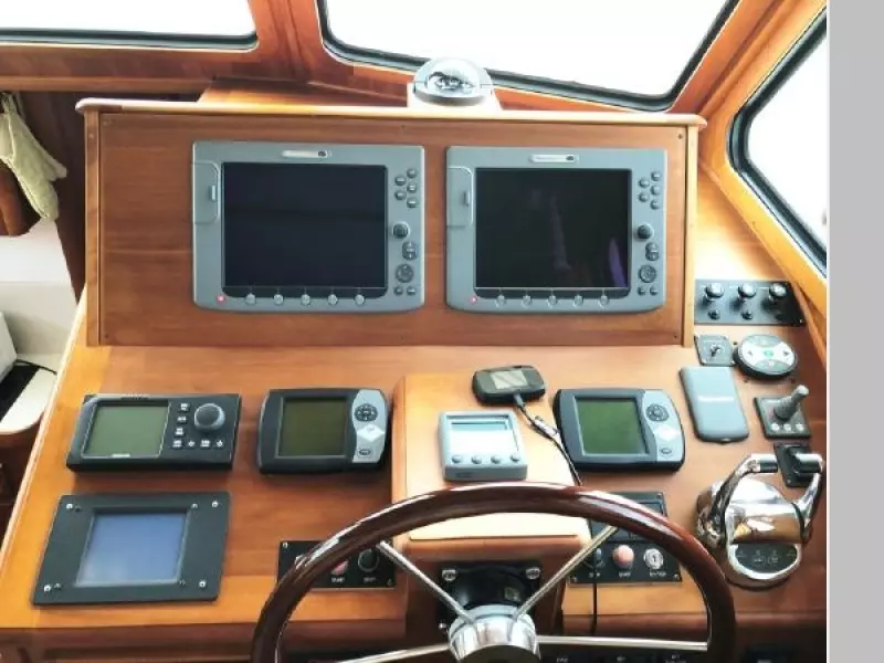 2007 Sabre 42 Fly Bridge Sedan