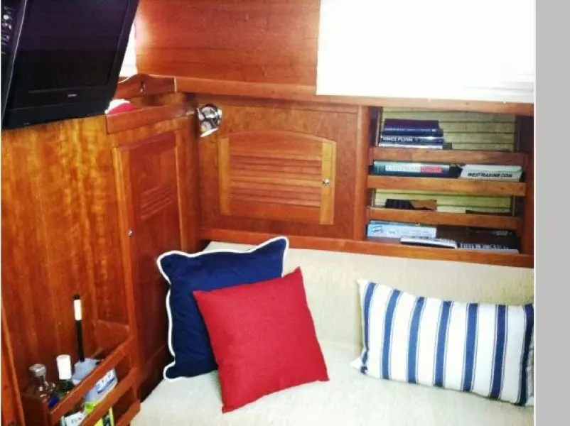 2007 Sabre 42 Fly Bridge Sedan