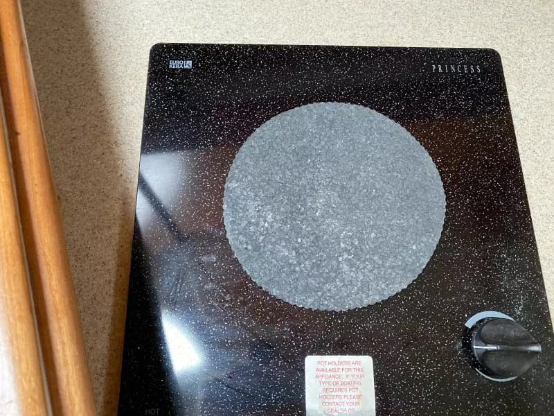 2004 Cruisers Yachts 320 Express