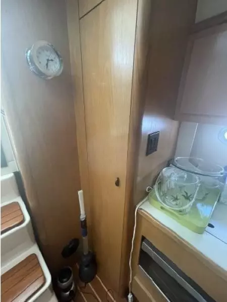 1998 Tiara Yachts 3500 Express