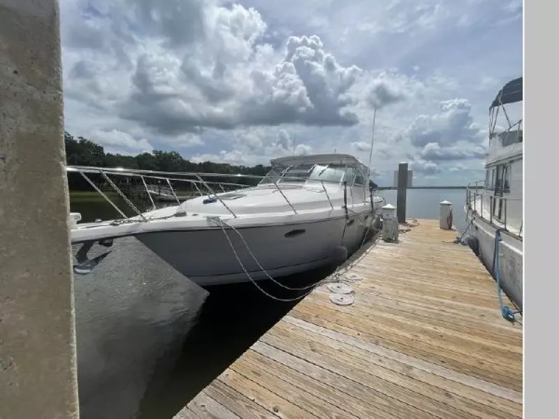 1998 Tiara Yachts 3500 Express