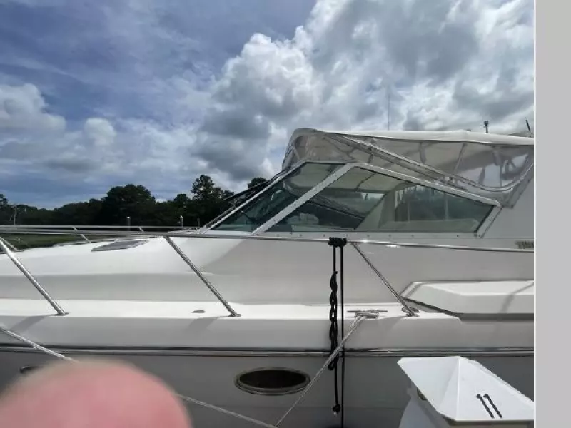 1998 Tiara Yachts 3500 Express