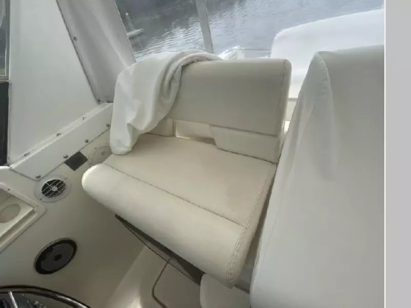 1998 Tiara Yachts 3500 Express