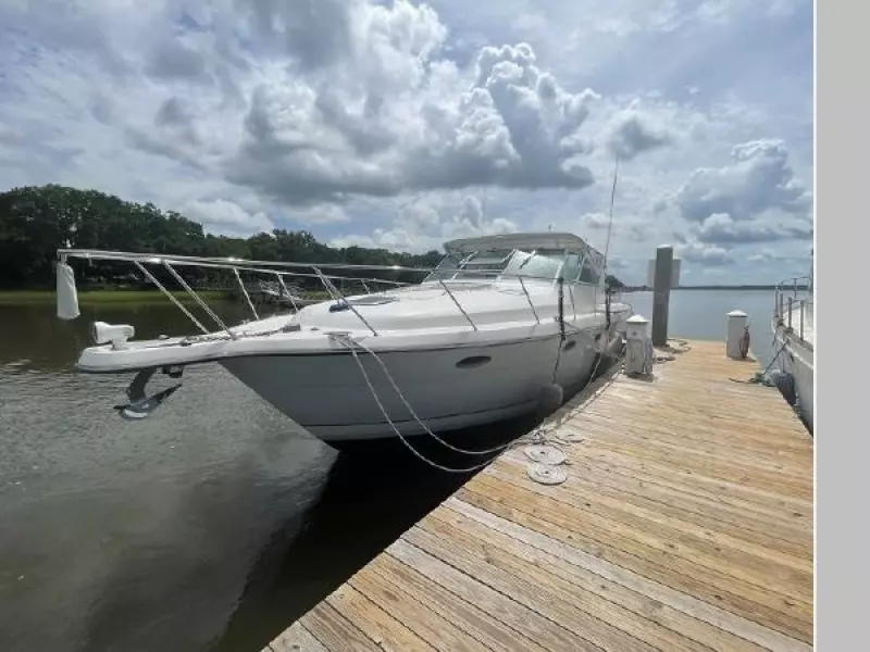 1998 Tiara Yachts 3500 Express