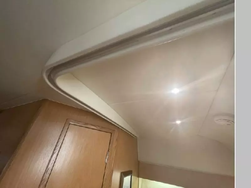 1998 Tiara Yachts 3500 Express