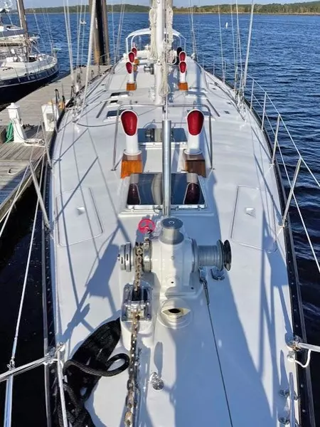 Foredeck, Looking Aft