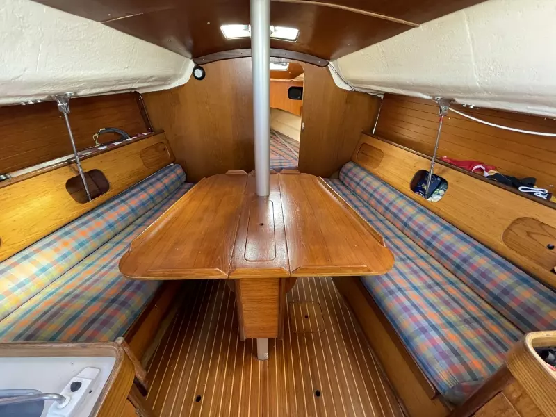 1986 Beneteau First 29