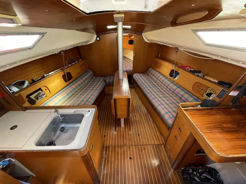 1986 Beneteau First 29