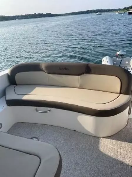 2015 Sea Ray 330 Sundancer