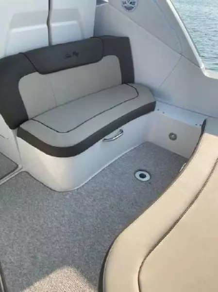 2015 Sea Ray 330 Sundancer