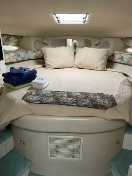 1996 Sea Ray 370 Sundancer