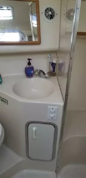 1996 Sea Ray 370 Sundancer