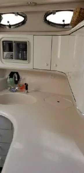 1996 Sea Ray 370 Sundancer