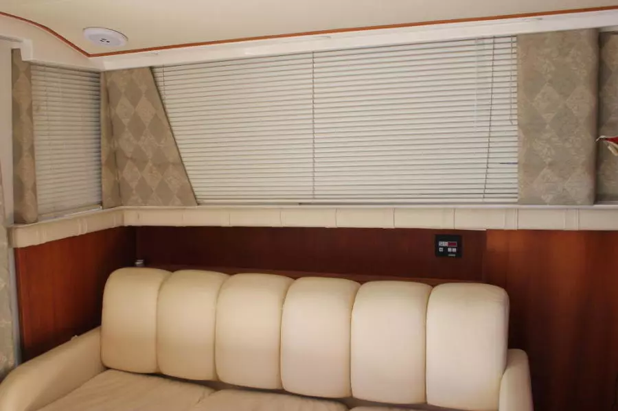 1999 Silverton 37 Convertible