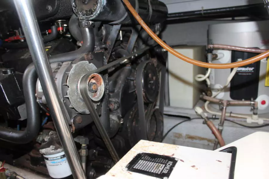 1999 Silverton 37 Convertible