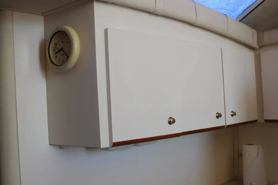 1999 Silverton 37 Convertible