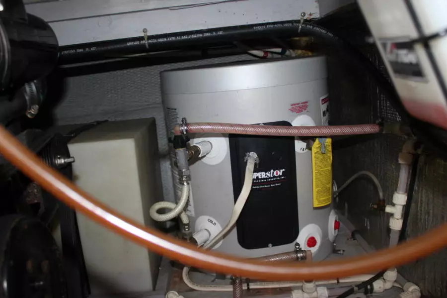 1999 Silverton 37 Convertible