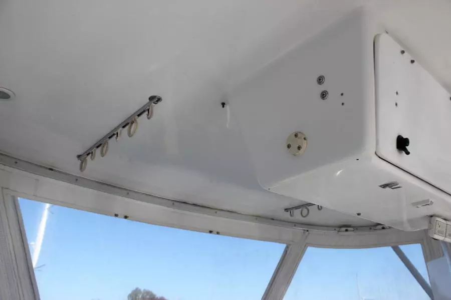 1999 Silverton 37 Convertible