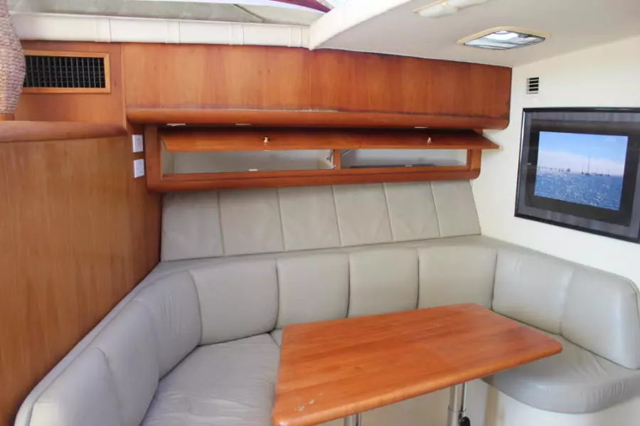 1999 Silverton 37 Convertible