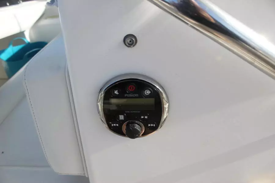 1999 Silverton 37 Convertible