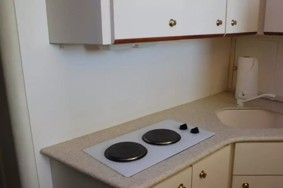 1999 Silverton 37 Convertible