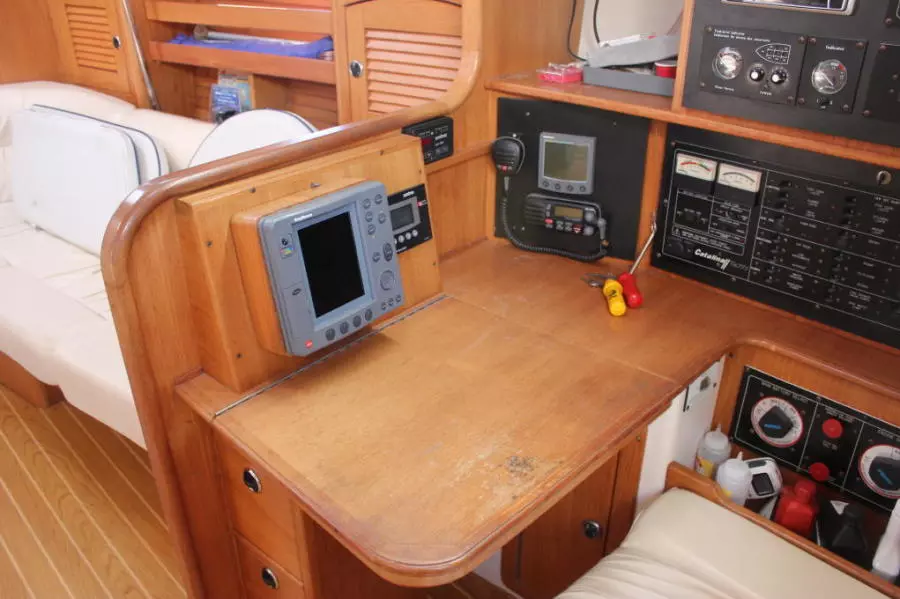 2001 Catalina 470