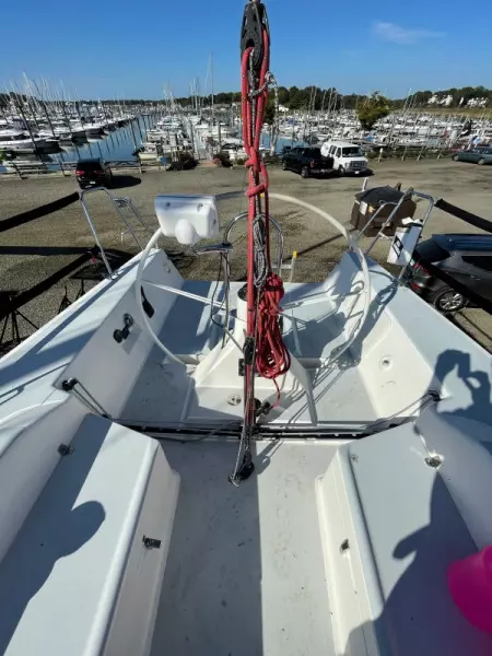 2011 J Boats J 111