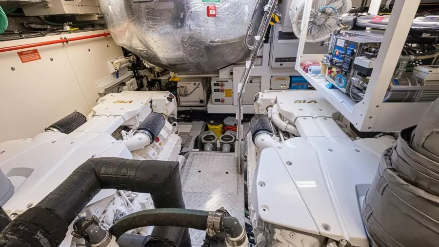 2013 Sunseeker 80 Predator