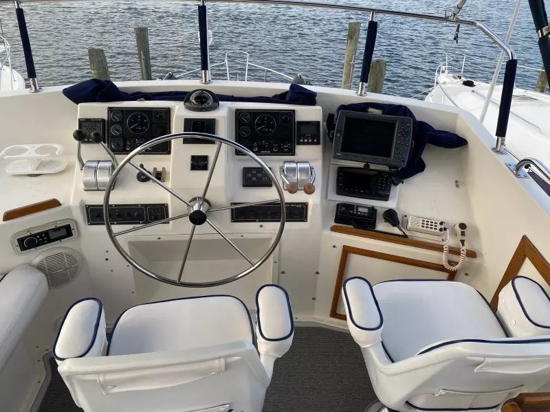 1995 Cape Dory Explorer