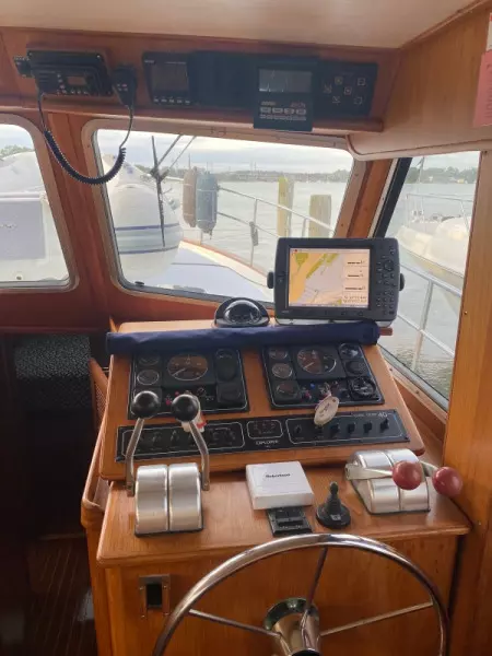 1995 Cape Dory Explorer